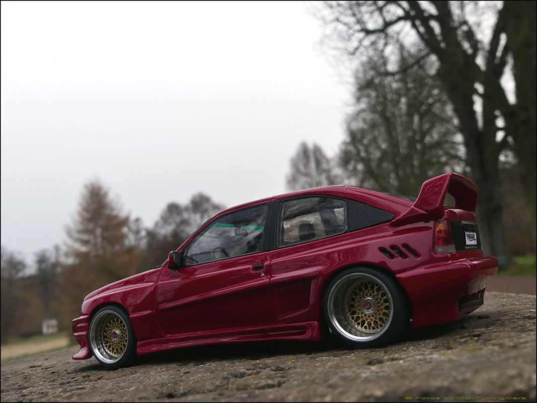 1:18 Opel Kadett E GS 16V Rieger GTO Breitbau + Vitrine = RAR